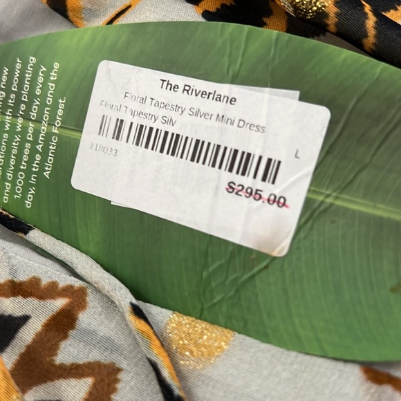 Farm Rio dress - Picture 3 of 4